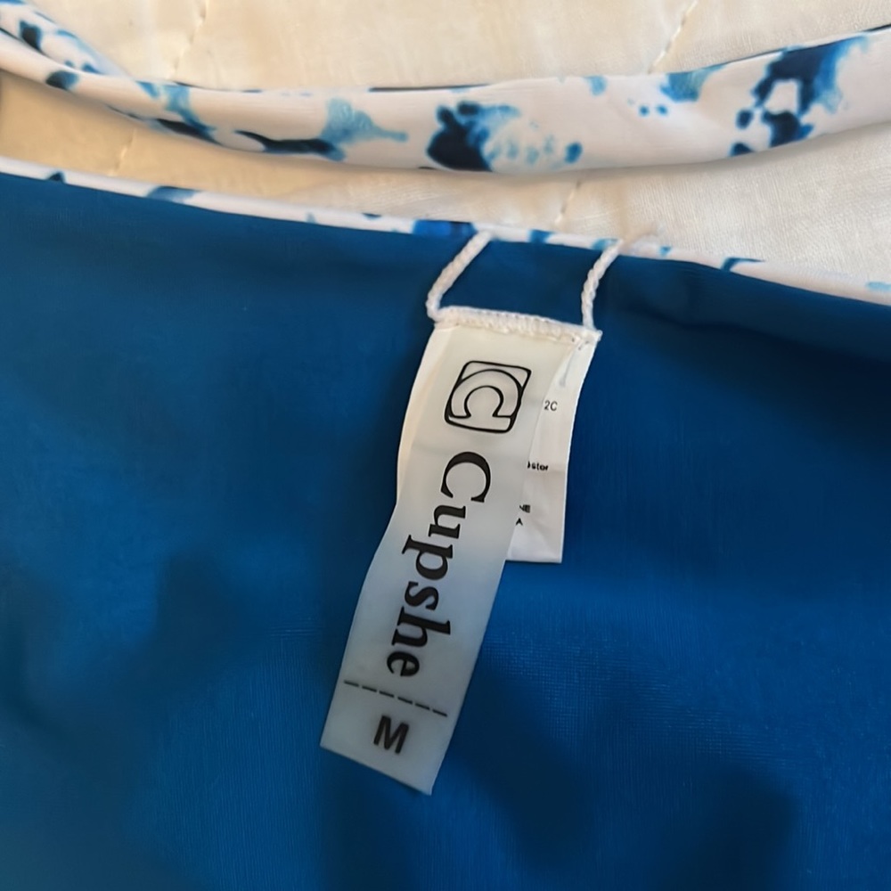 Cupshe blue tie dye swimsuit - Picture 6 of 8